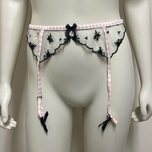 Victoria's Secret Pink and Black Lace Garter Belt